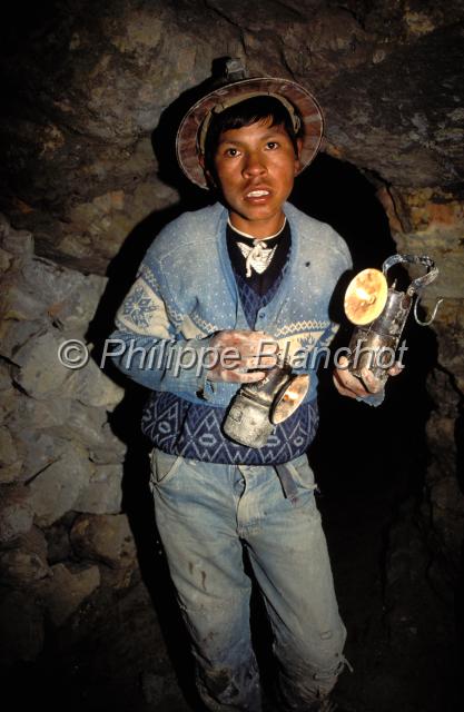 bolivie  15.JPG - Portrait d'un jeune mineurPotosiBolivie
